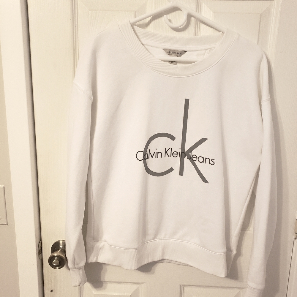 Calvin Klein Fleece Sweater 🤍